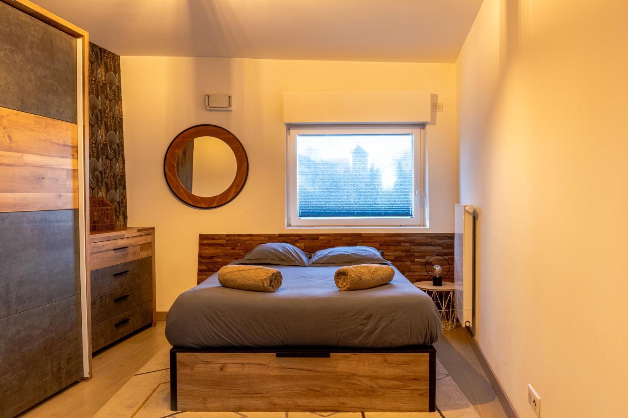 La Plume Vue Lac 3 Etoiles - Garage Prive, Secteur Recherche, Moderne & Tout Equipe, 6 Personnes Annecy Exterior photo